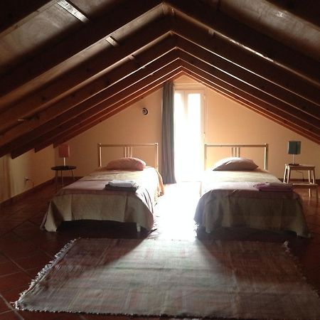 Bisbis House Guest House Porto Moniz Bagian luar foto