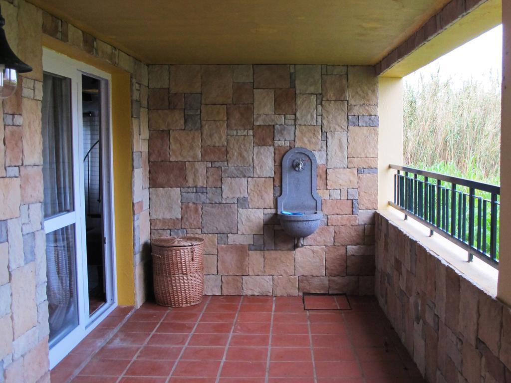 Bisbis House Guest House Porto Moniz Bagian luar foto
