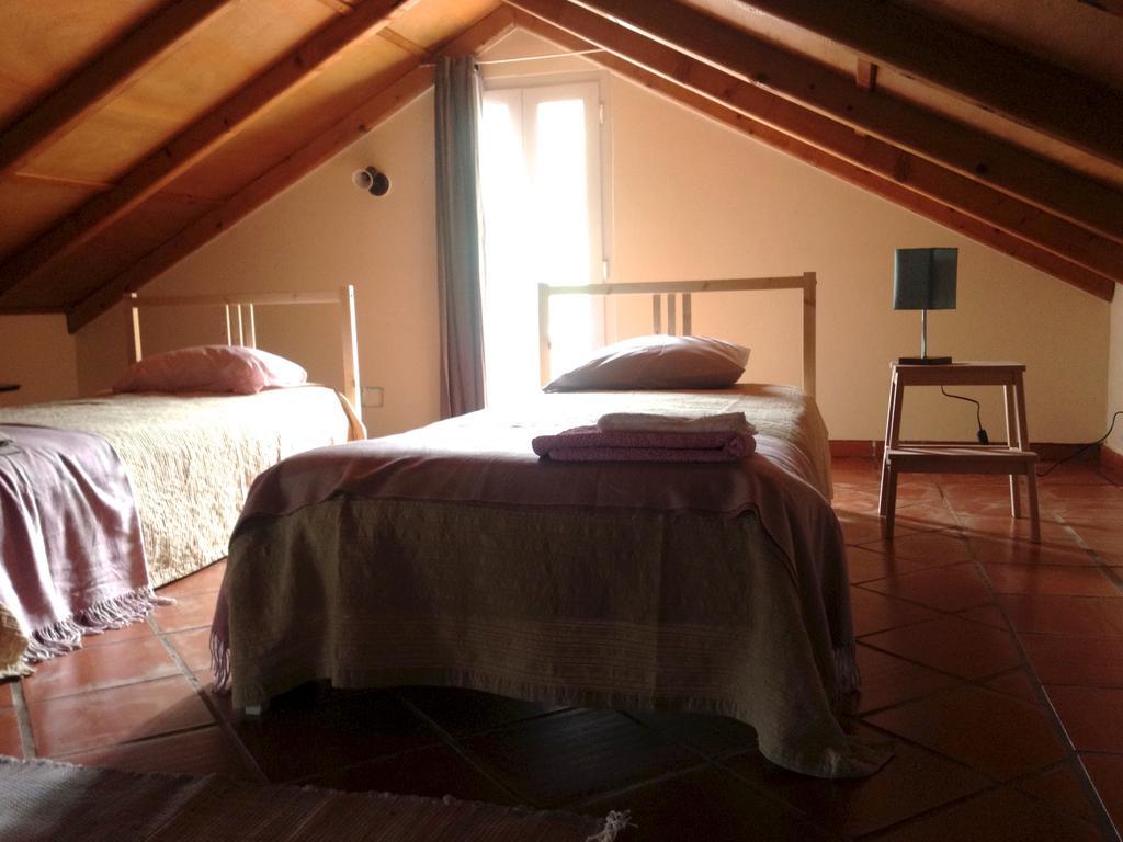 Bisbis House Guest House Porto Moniz Bagian luar foto